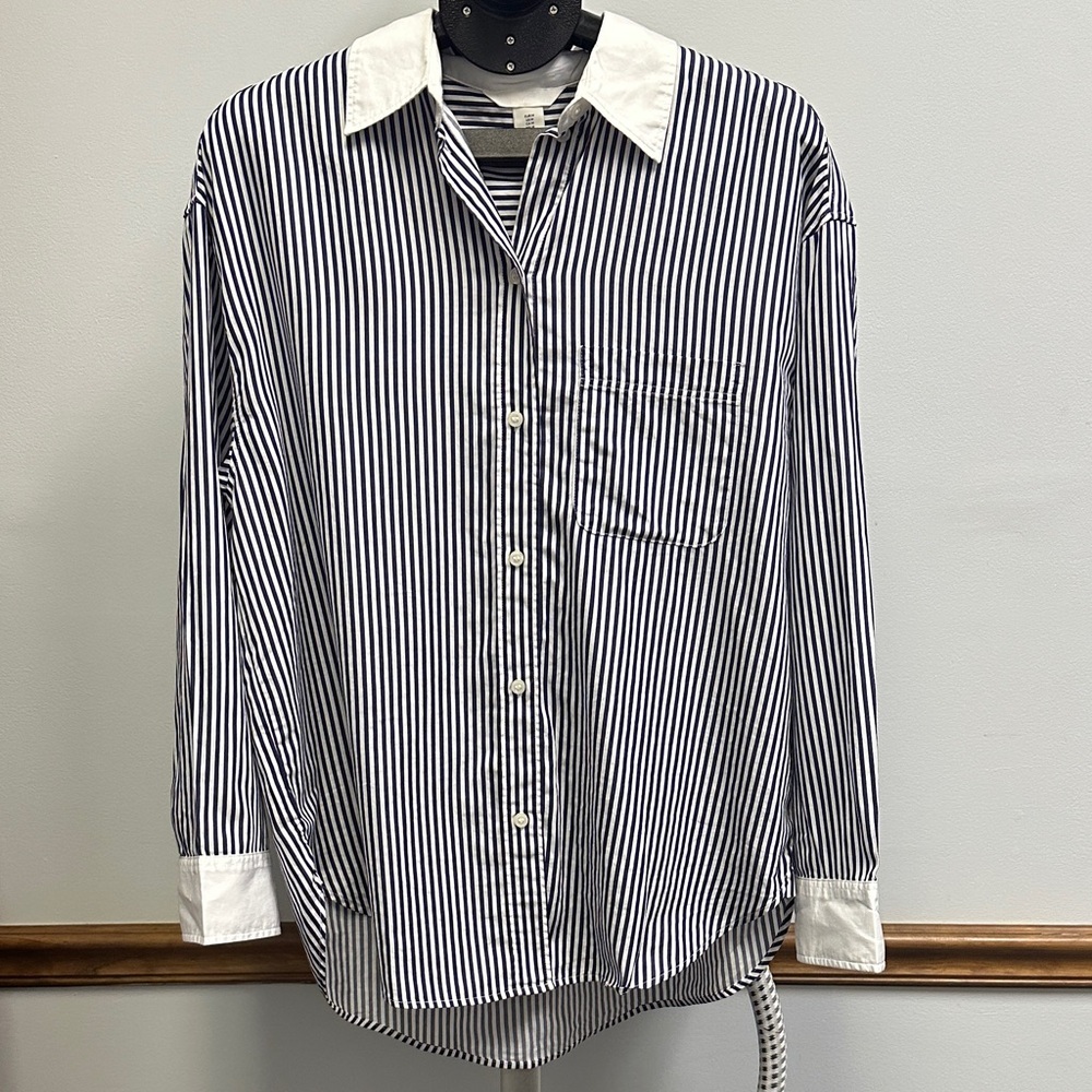 H&M Navy and White Striped Casual Button Down Shirt